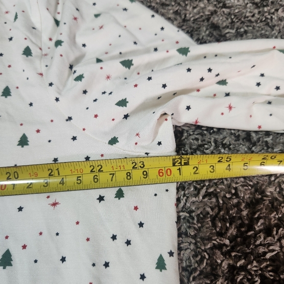 Tommy John Long Sleeve Christmas Tree Sleeve Top Size Large - Picture 12 of 16